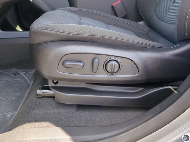New 2027 Chevrolet Bolt LT w/ Comfort Package FWD image 20