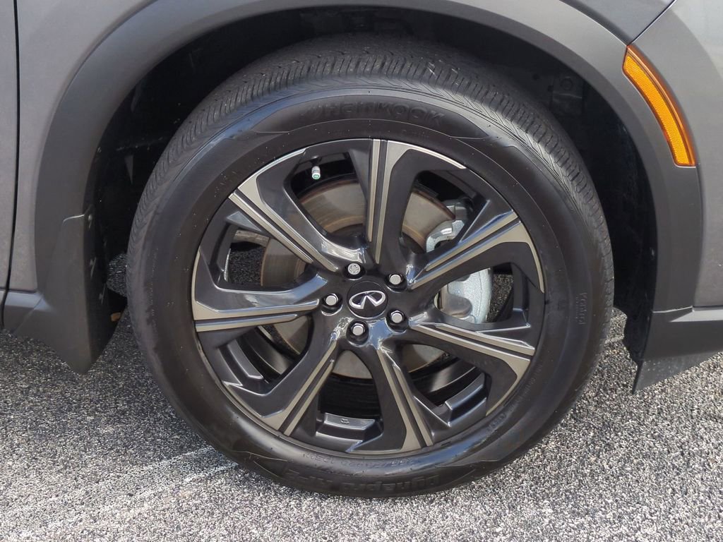 Used 2026 INFINITI QX60 Autograph w/ Dark Cargo Package image 10