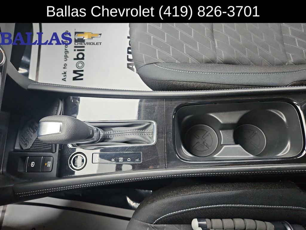 Used 2024 Nissan Kicks SV image 15