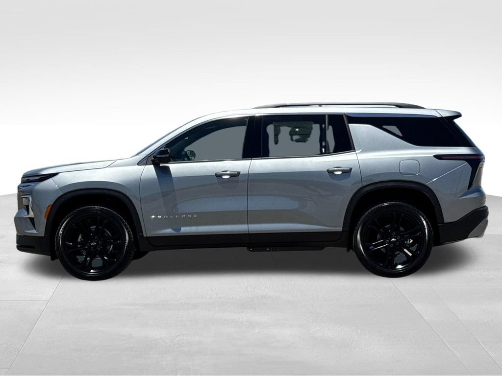 New 2026 Chevrolet Traverse LT FWD image 2