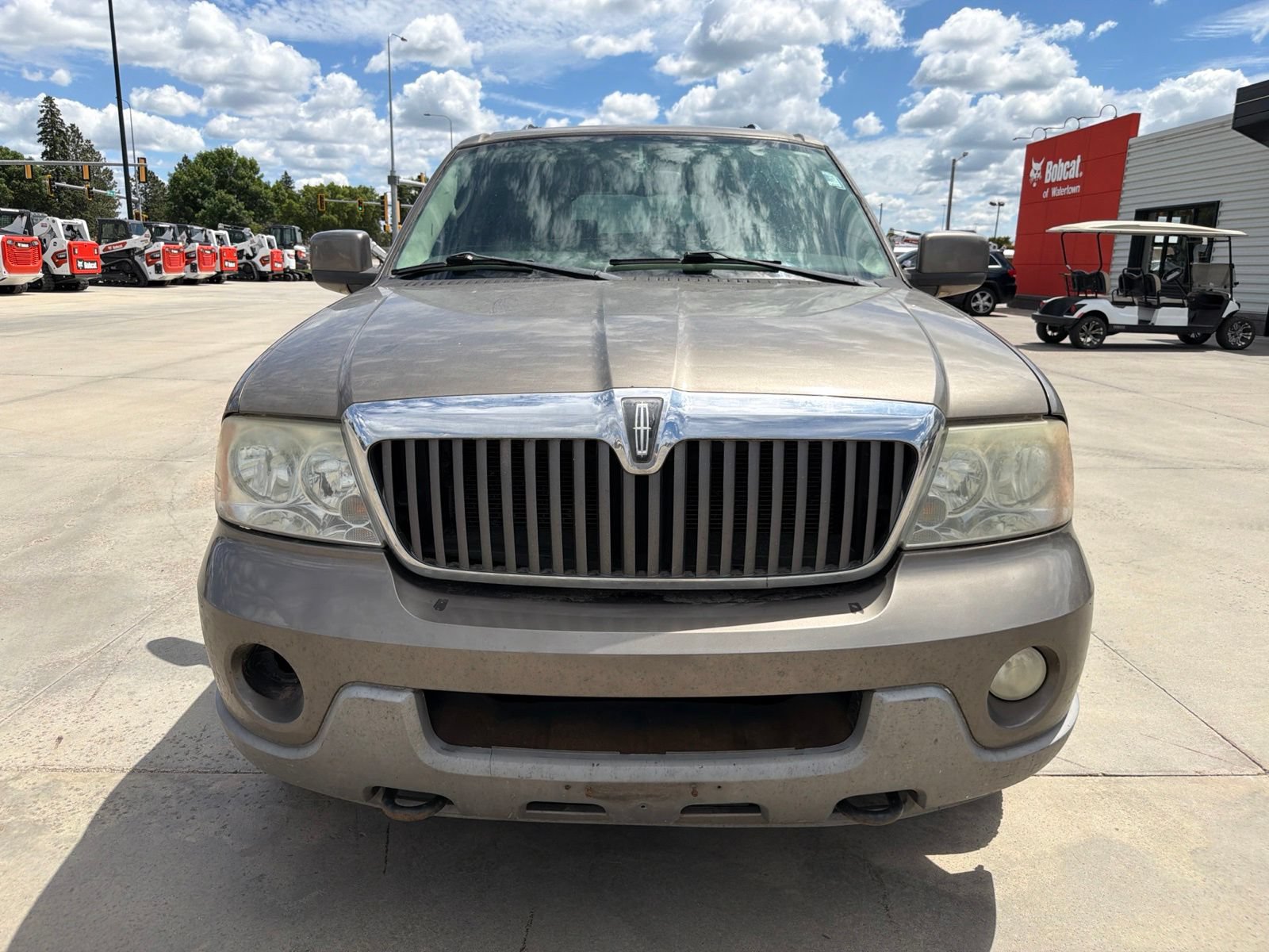 Used 2003 Lincoln Navigator Luxury AWD/4WD image 3