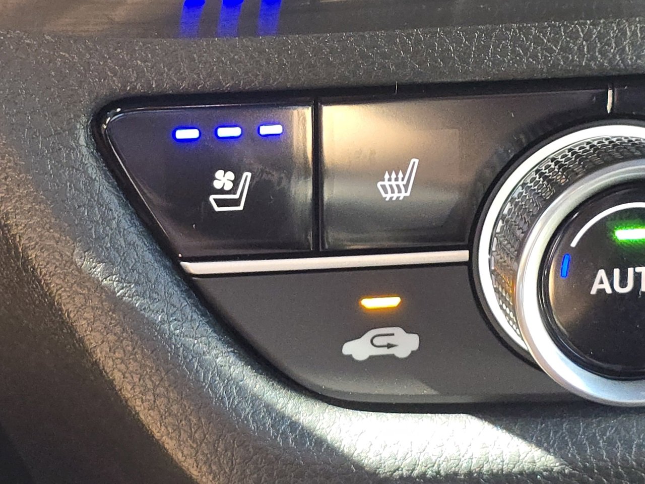 New 2025 Acura ADX A-Spec image 16