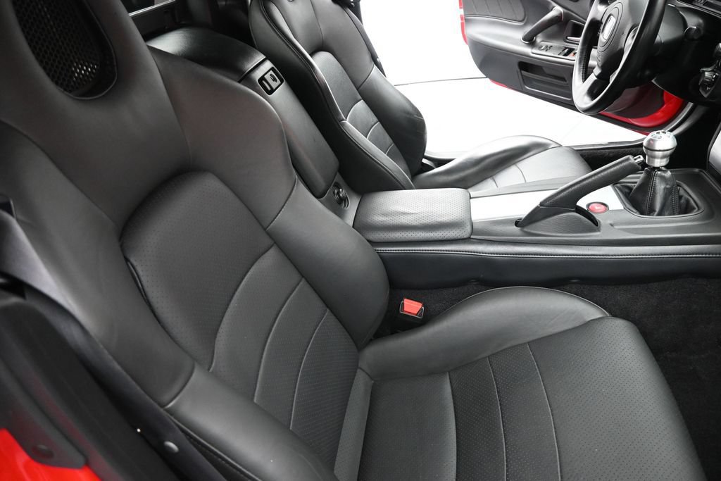 Used 2004 Honda S2000 image 11