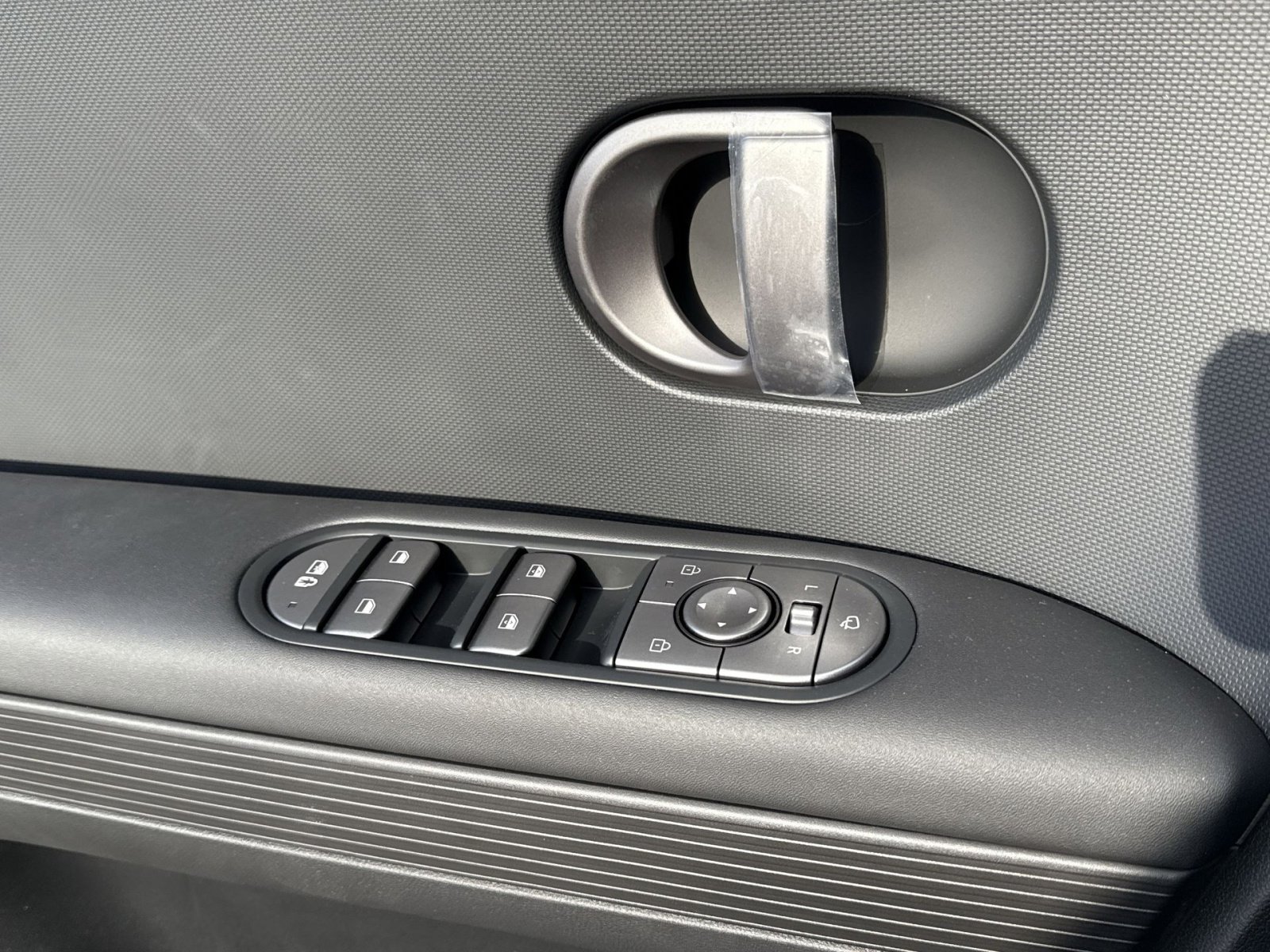 New 2025 Hyundai Ioniq 5 SEL image 15