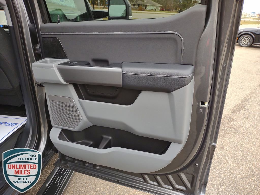 New 2026 Ford F350 XLT w/ XLT Premium Package image 39