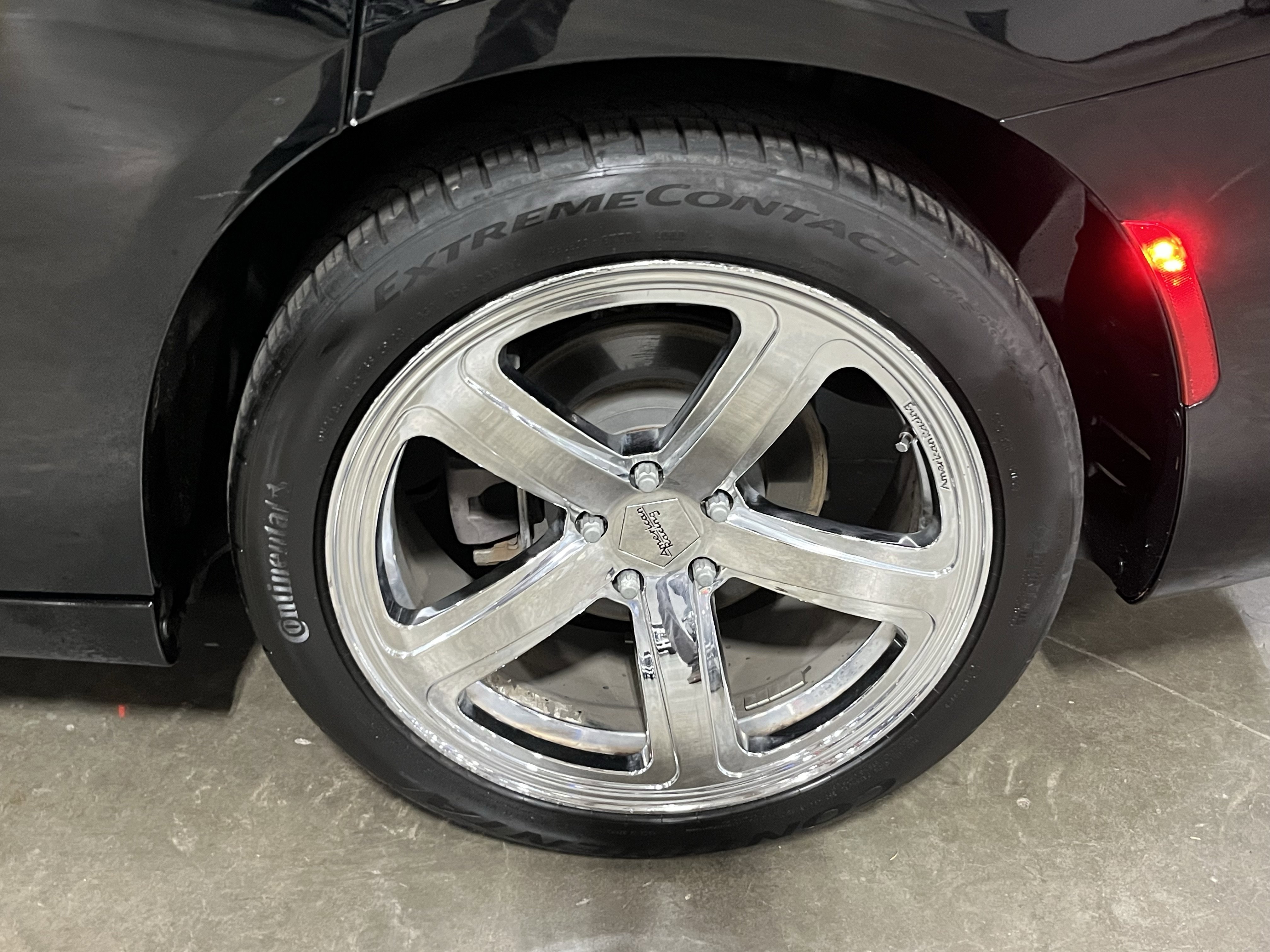 Used 2017 Dodge Charger R/T image 25