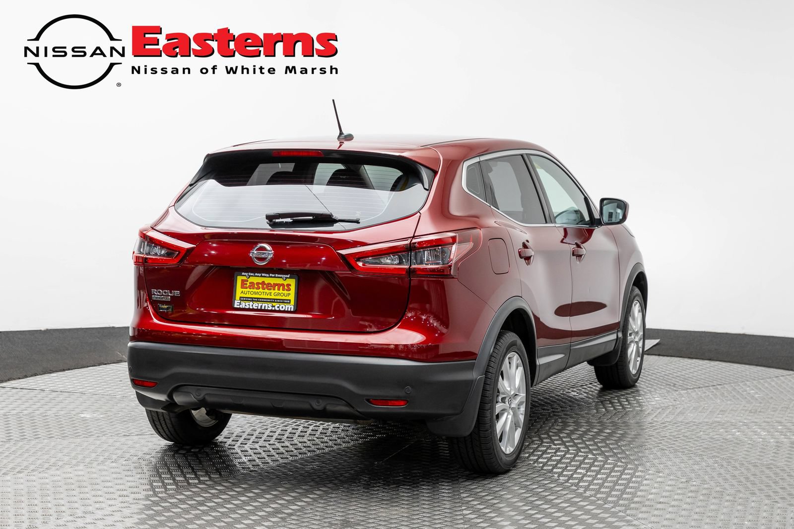 Used 2020 Nissan Rogue Sport S w/ Appearance Package FWD image 5