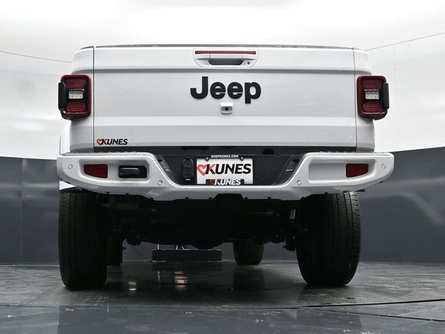 Certified 2023 Jeep Gladiator Overland image 60
