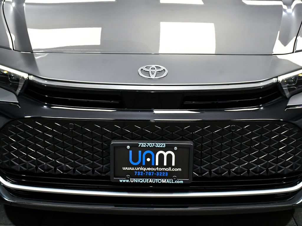 Used 2024 Toyota Crown AWD/4WD image 69