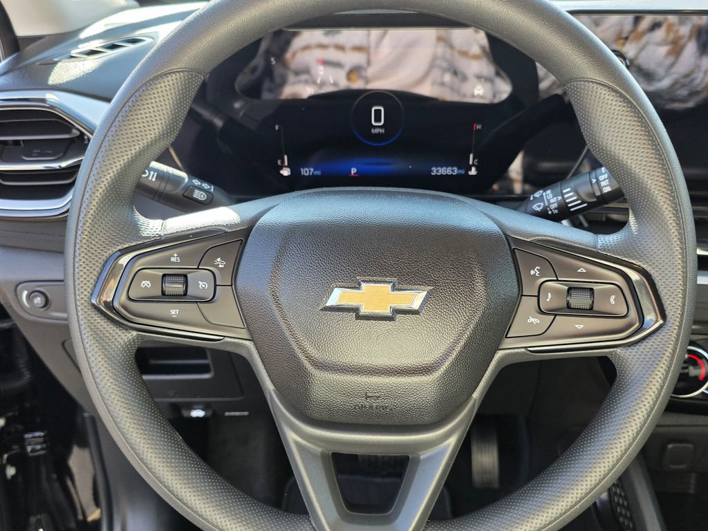 Used 2025 Chevrolet TrailBlazer LT image 16