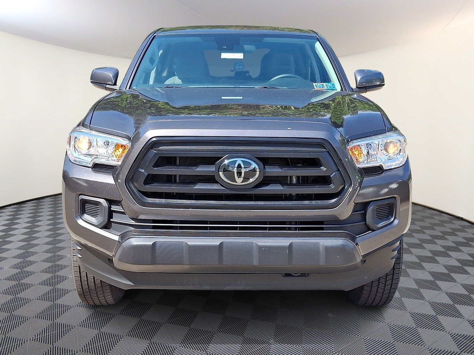 Certified 2023 Toyota Tacoma SR AWD/4WD image 2