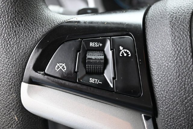 Used 2013 Chevrolet Camaro LS RWD image 17