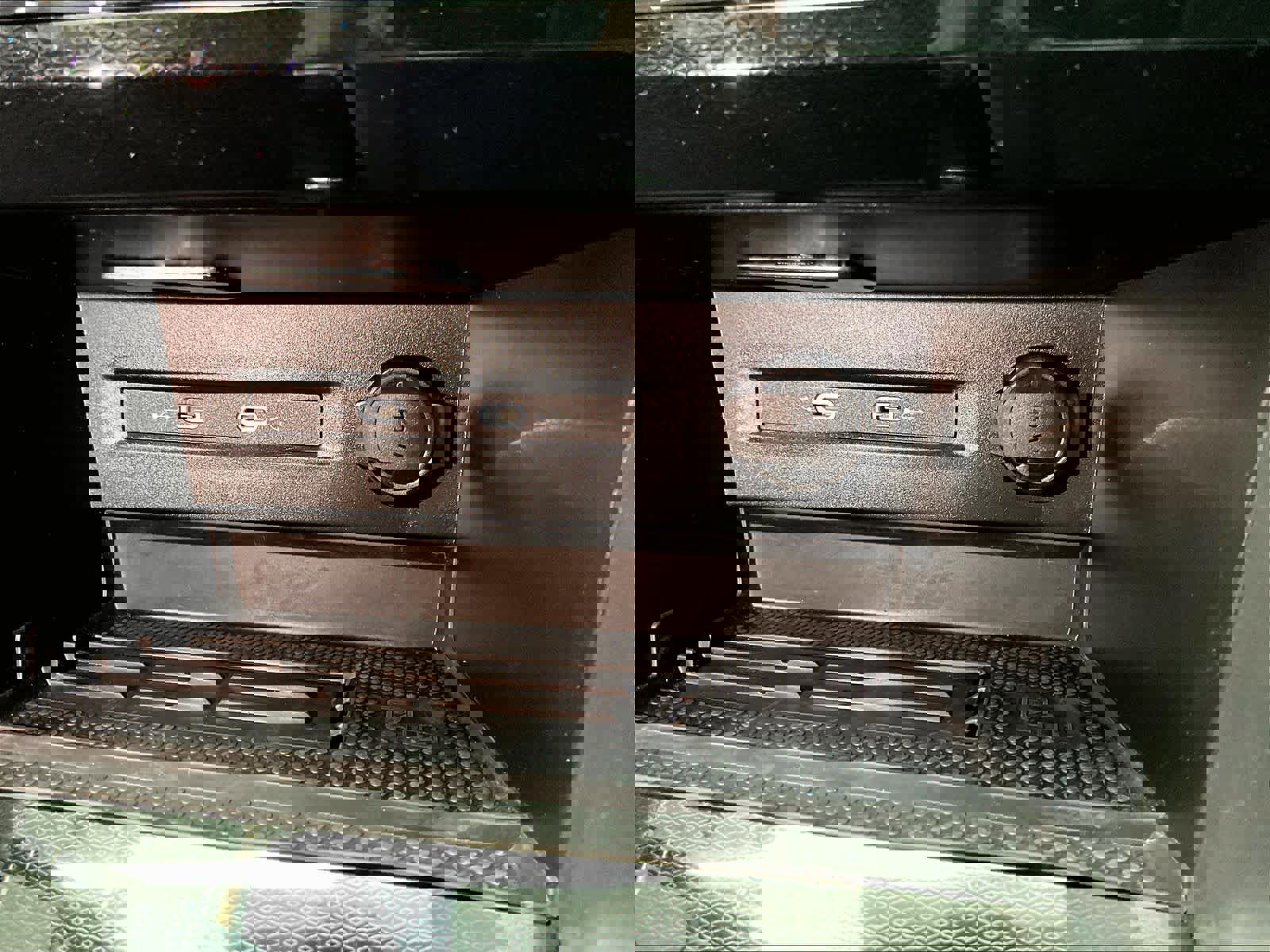 Used 2025 Volkswagen Taos SE w/ Panoramic Sunroof Package image 36