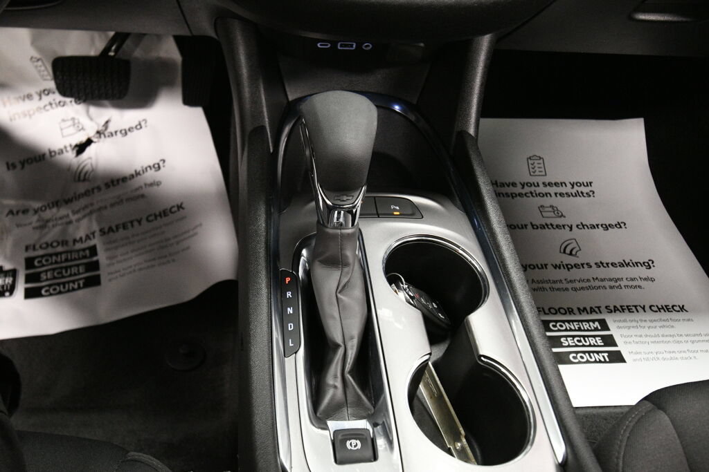 Used 2024 Chevrolet Malibu LT FWD image 16