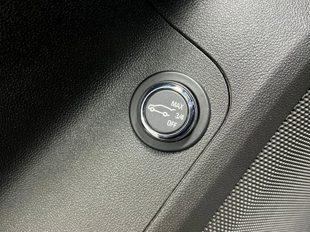 Used 2018 GMC Acadia SLT image 18