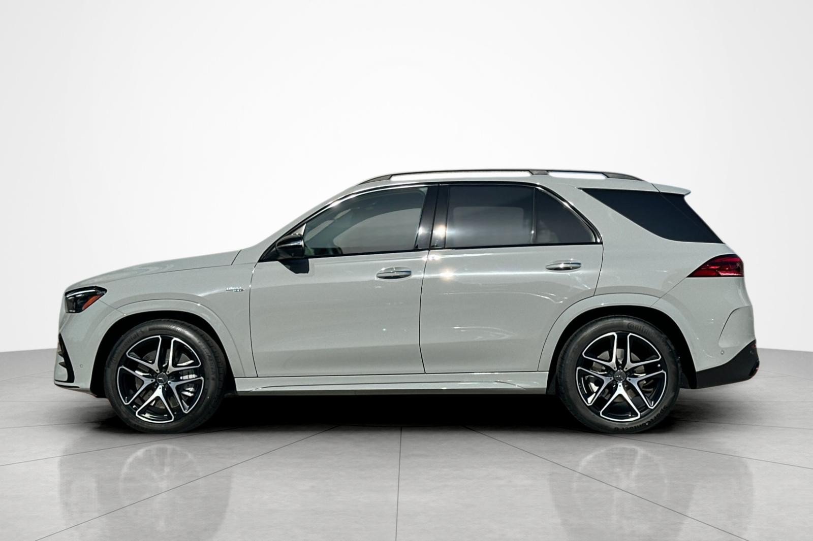 New 2026 Mercedes-Benz GLE 53 AMG 4MATIC image 2