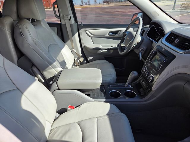 Used 2015 Chevrolet Traverse LT AWD/4WD image 29