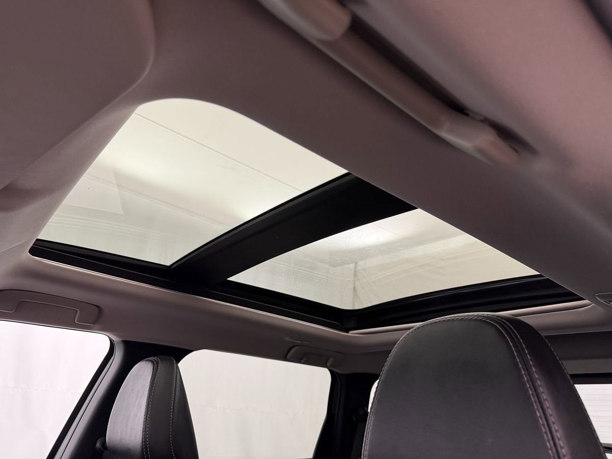Used 2024 Mitsubishi Outlander SE Black Edition image 9