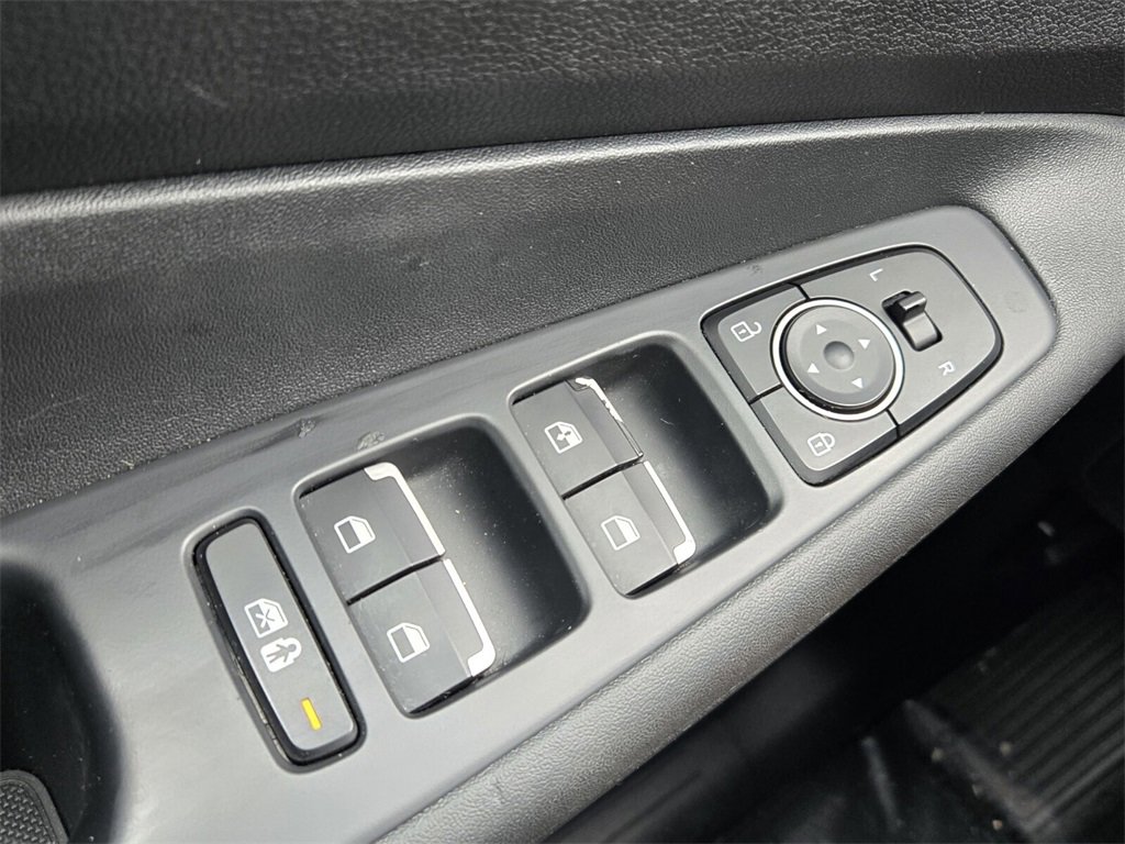 Certified 2023 Hyundai Santa Fe SE image 27