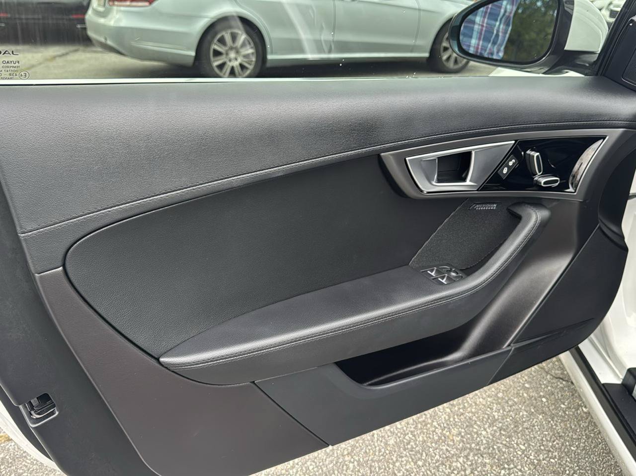 Used 2017 Jaguar F-TYPE Coupe RWD image 23