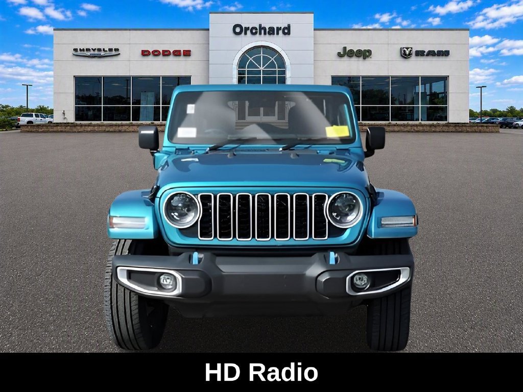New 2024 Jeep Wrangler Unlimited Sahara w/ Technology Group AWD/4WD image 9