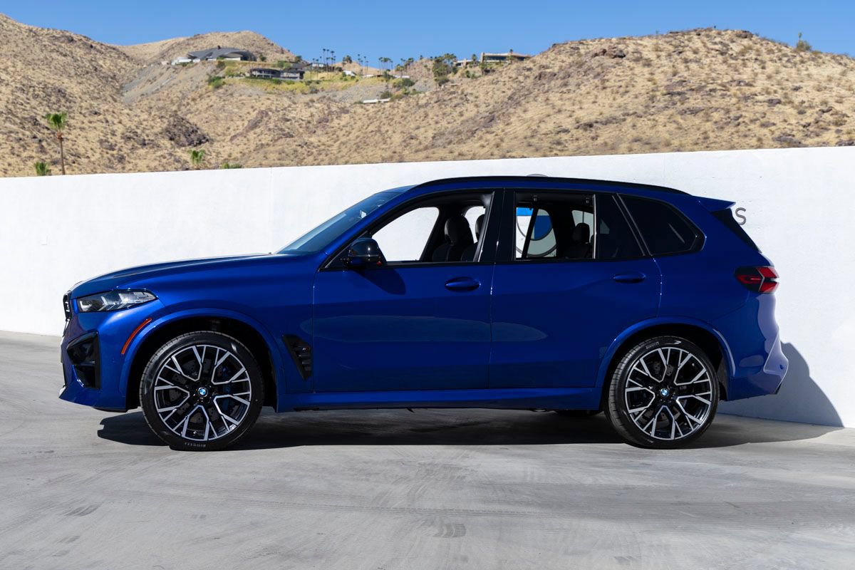 Used 2024 BMW X5 M Competition AWD/4WD image 3