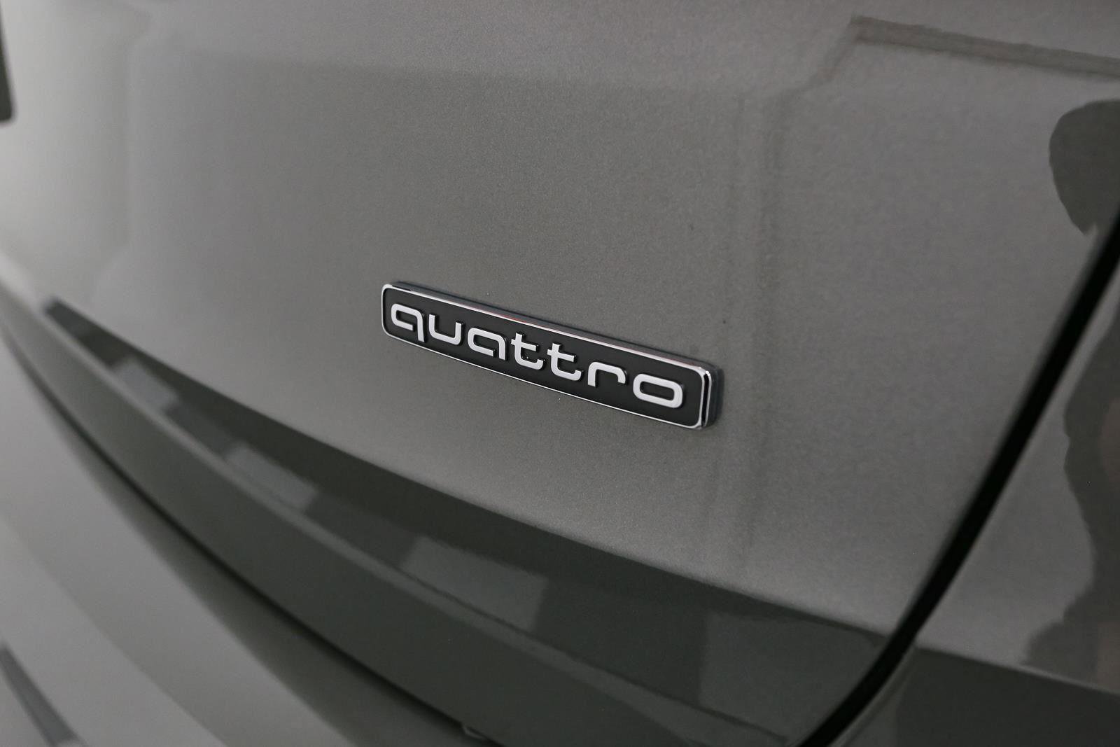 Used 2025 Audi Q3 2.0T Premium Plus w/ Premium Plus Package AWD/4WD image 13