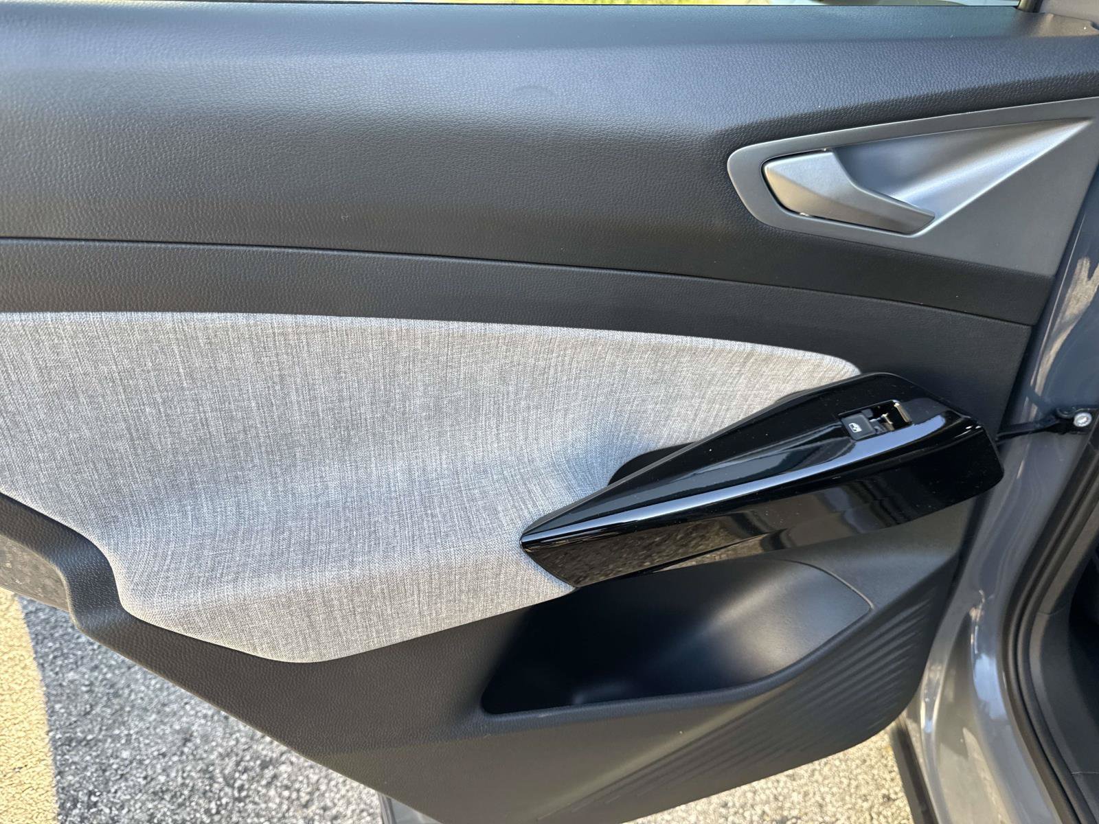 New 2026 Volkswagen ID.4 Pro RWD image 9
