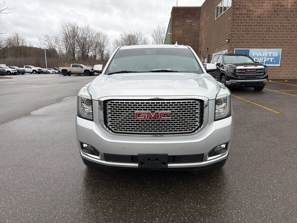 Used 2015 GMC Yukon Denali w/ Open Road Package image 4
