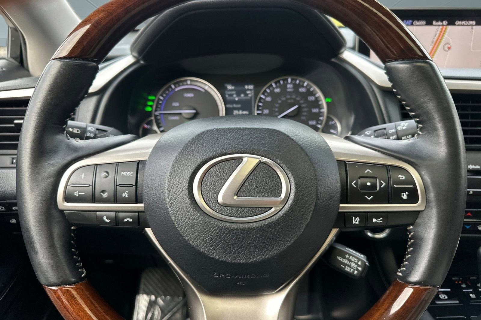 Used 2019 Lexus RX 450hL Premium image 16