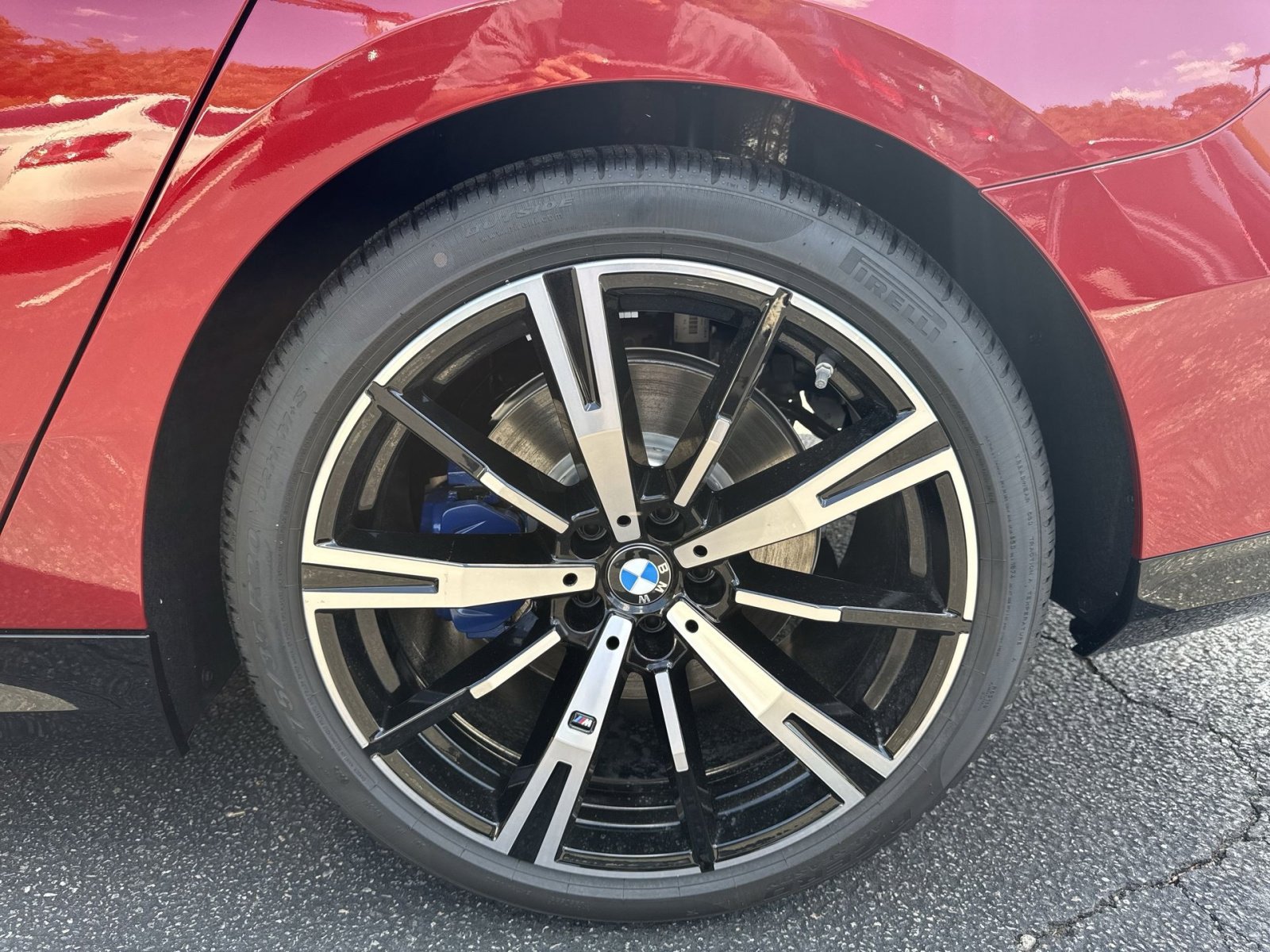 New 2026 BMW 530i xDrive w/ M Sport Package AWD/4WD image 26