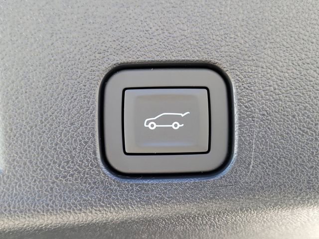 New 2026 Chevrolet Traverse LT image 7