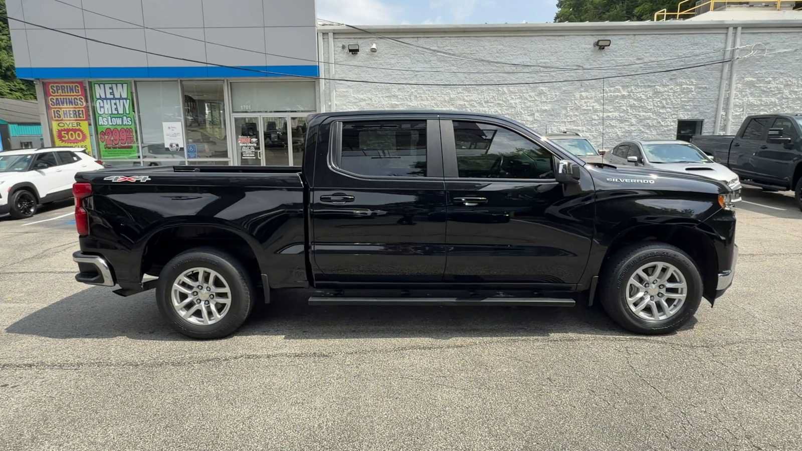Certified 2021 Chevrolet Silverado 1500 LT AWD/4WD image 18
