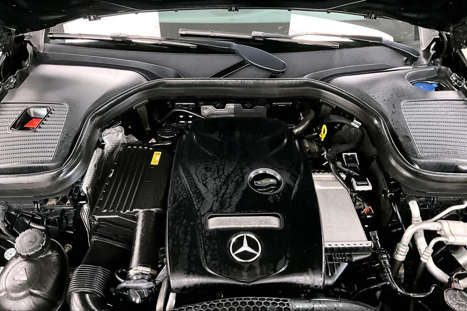 Used 2017 Mercedes-Benz GLC 300 4MATIC image 30