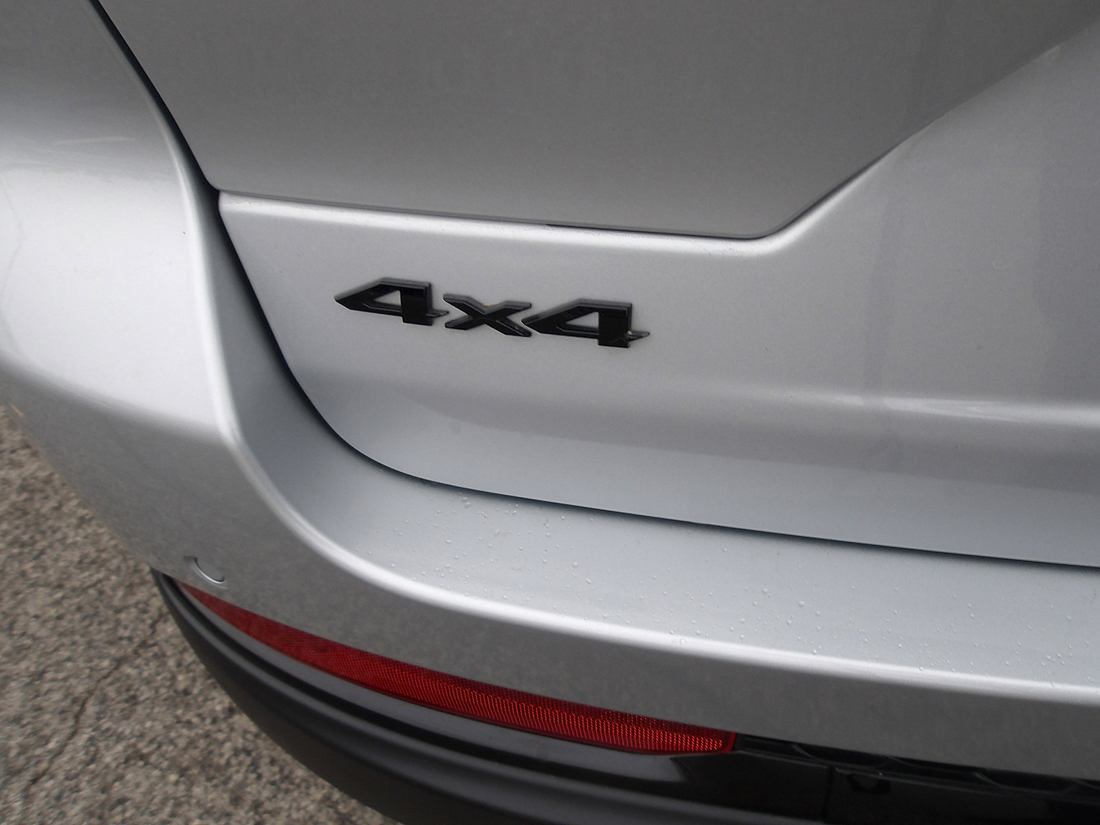 Used 2025 Jeep Grand Cherokee Altitude image 9