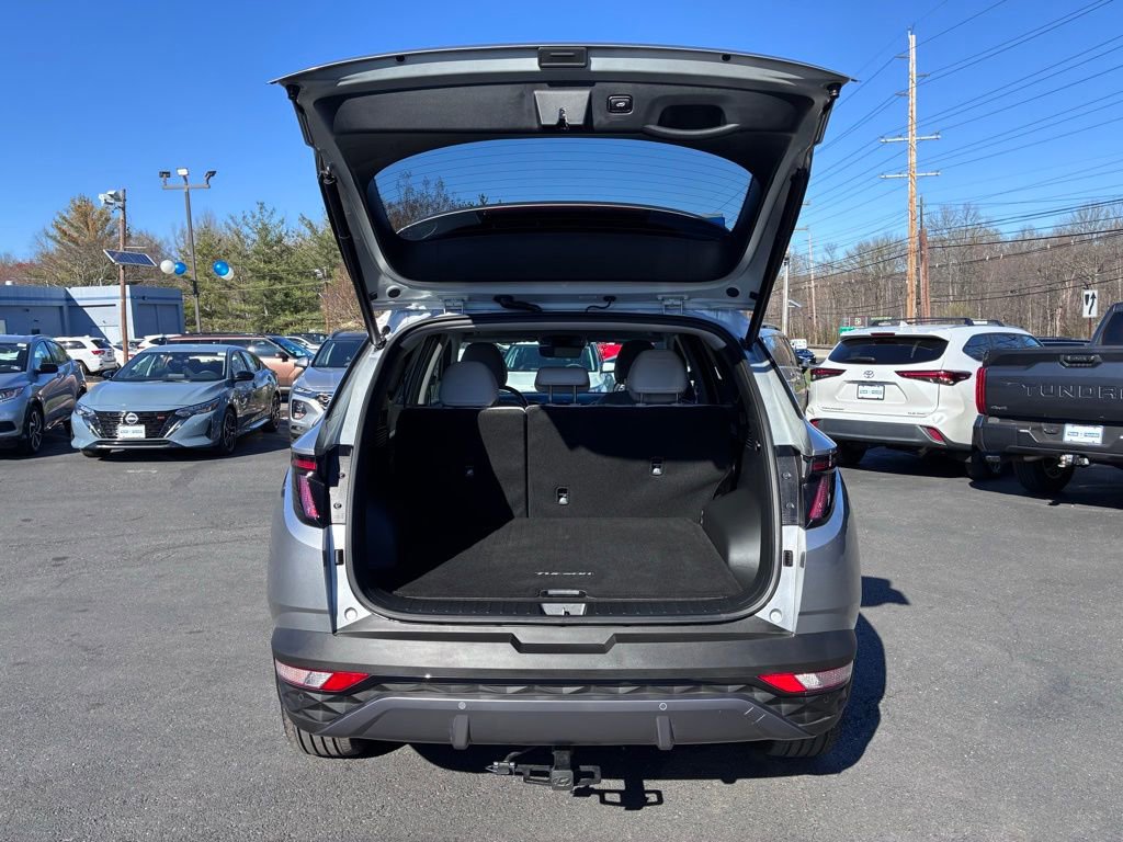 Used 2024 Hyundai Tucson Limited AWD/4WD image 11
