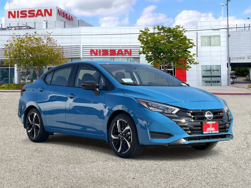 New 2025 Nissan Versa SR w/ Trunk Package image 5