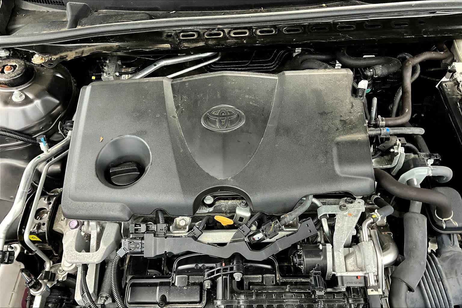 Used 2020 Toyota Camry SE FWD image 29