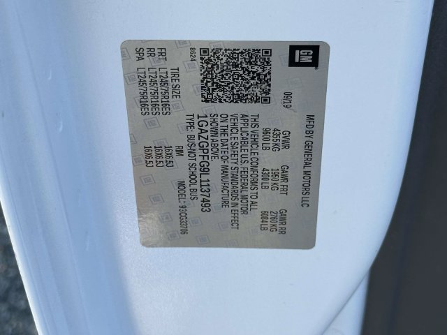 Used 2020 Chevrolet Express 3500 LT w/ LT Preferred Equipment Group RWD image 26