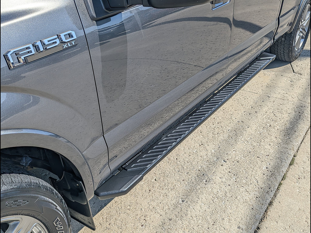 Used 2019 Ford F150 XLT w/ Equipment Group 302A Luxury AWD/4WD image 13