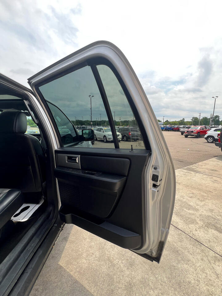 Used 2017 Ford Expedition Max Limited image 14