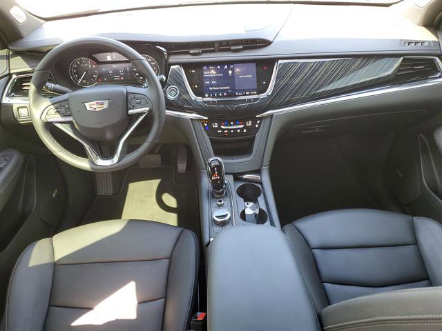 Certified 2024 Cadillac XT6 Premium Luxury AWD/4WD image 18