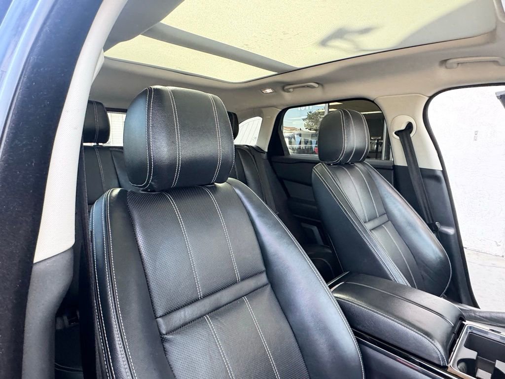 Used 2020 Land Rover Range Rover Velar S image 25