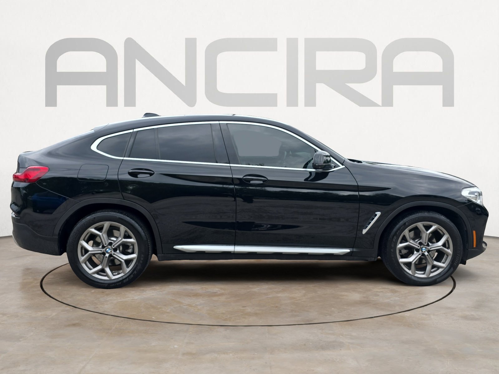 Used 2021 BMW X4 xDrive30i AWD/4WD image 11