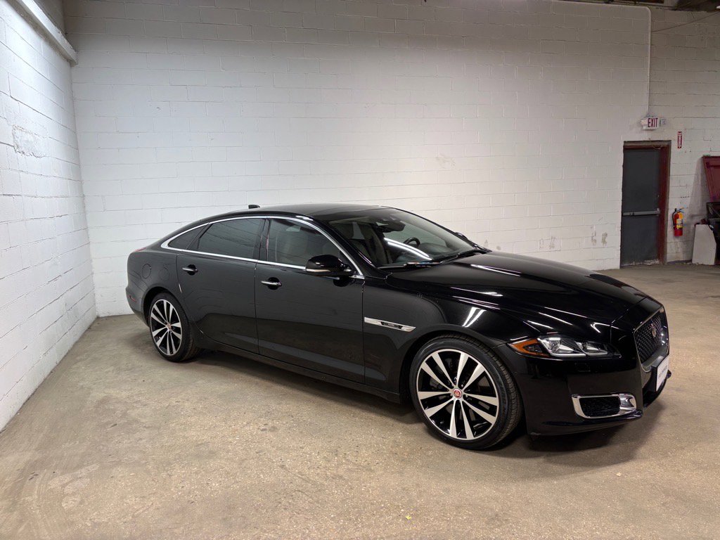Used 2019 Jaguar XJ L Supercharged image 5