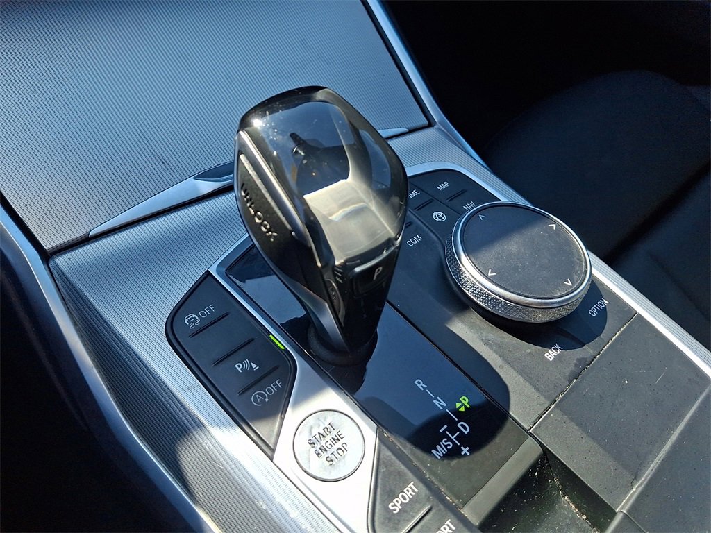 Used 2021 BMW 330i xDrive 330i xDrive w/ Convenience Package image 17