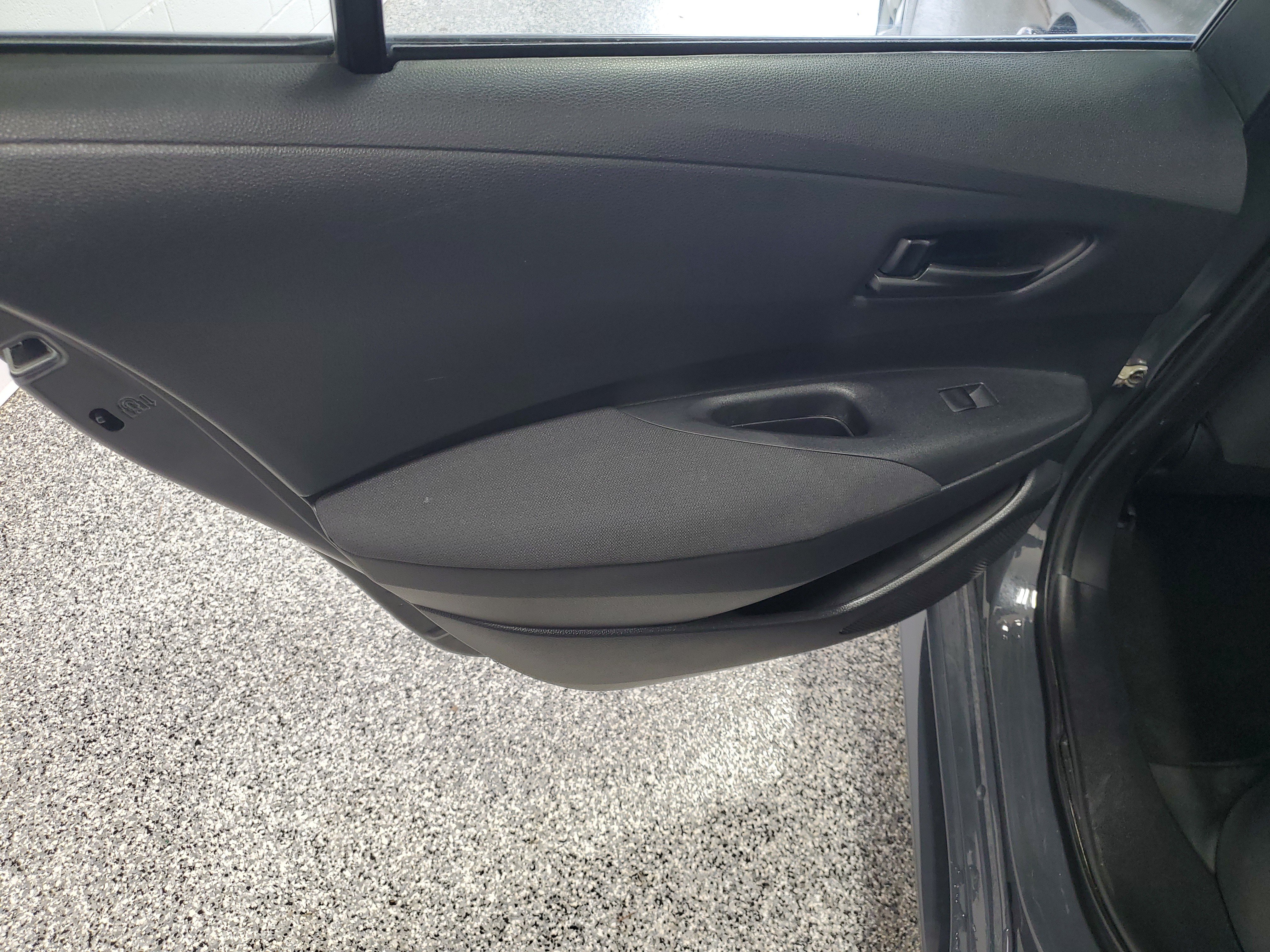 Used 2024 Toyota Corolla LE FWD image 16
