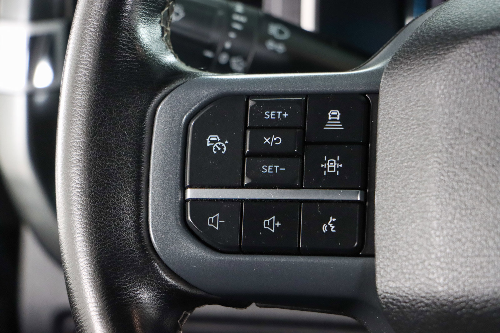 Used 2023 Ford F150 XLT w/ Equipment Group 302A High image 14