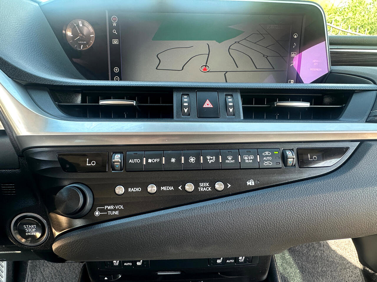 Used 2020 Lexus ES 350 w/ Luxury Package image 45
