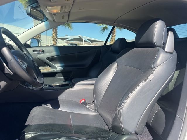 Used 2014 Lexus IS 250C w/ Navigation System Package image 10